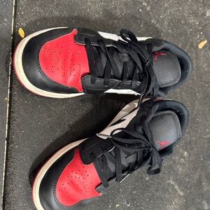 Nike Kids Black and Red Sneakers